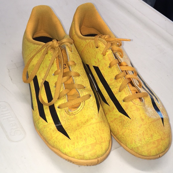 gold indoor soccer shoes